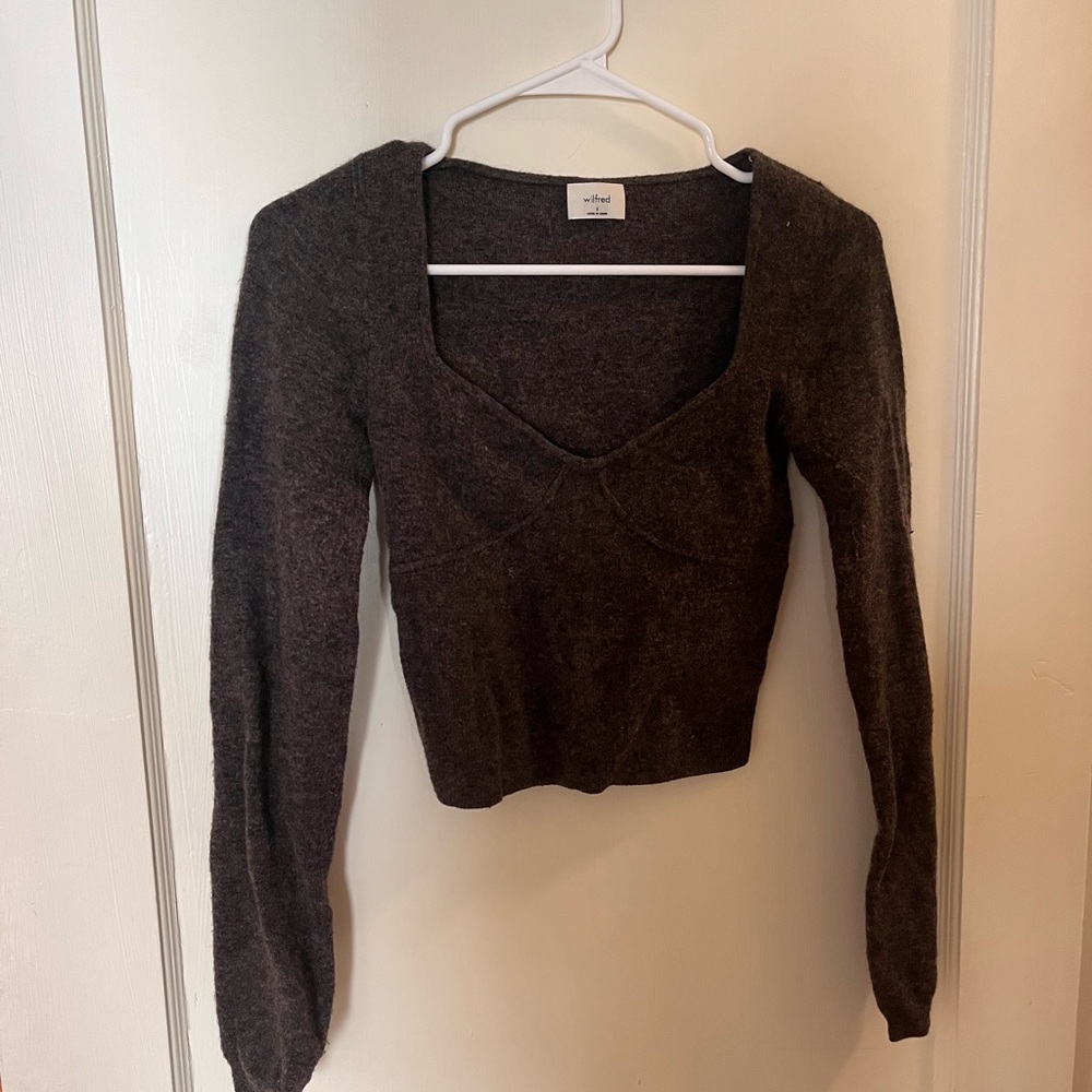 Aritzia Wilfred Gray Cropped Sweater